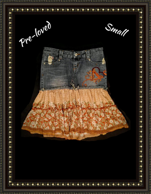 Candies  jean skirt -  cute accents -  size small