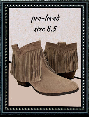 Restricted pull on suede booties size 8.5 (b)
