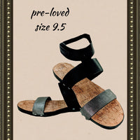 Restricted sandals  -  simple and comfy- size 9.5 (b)