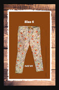 Democracy printed  jeans   size 6 (b)